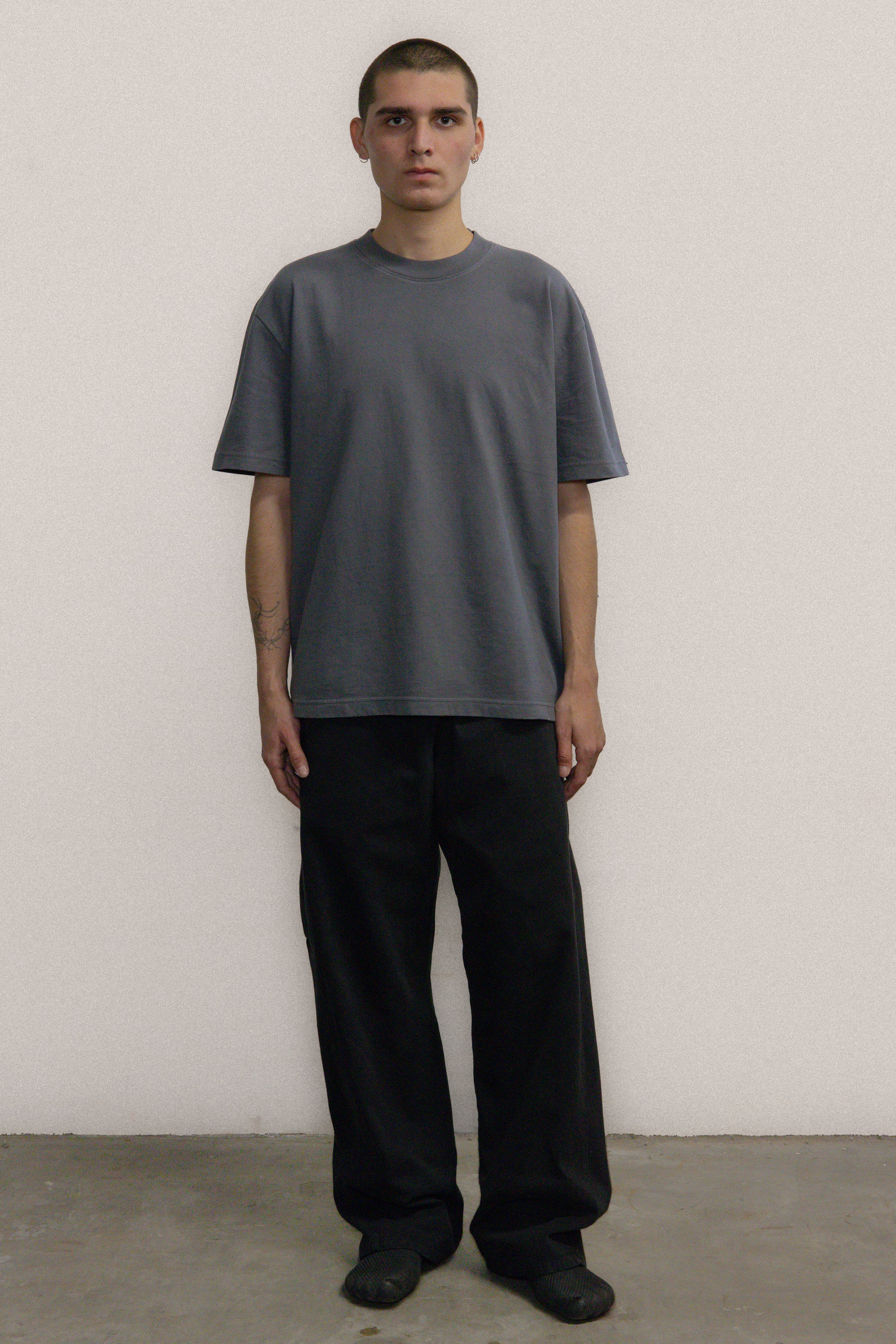 GAP x YZY SHORT SLEEVE T-SHIRT