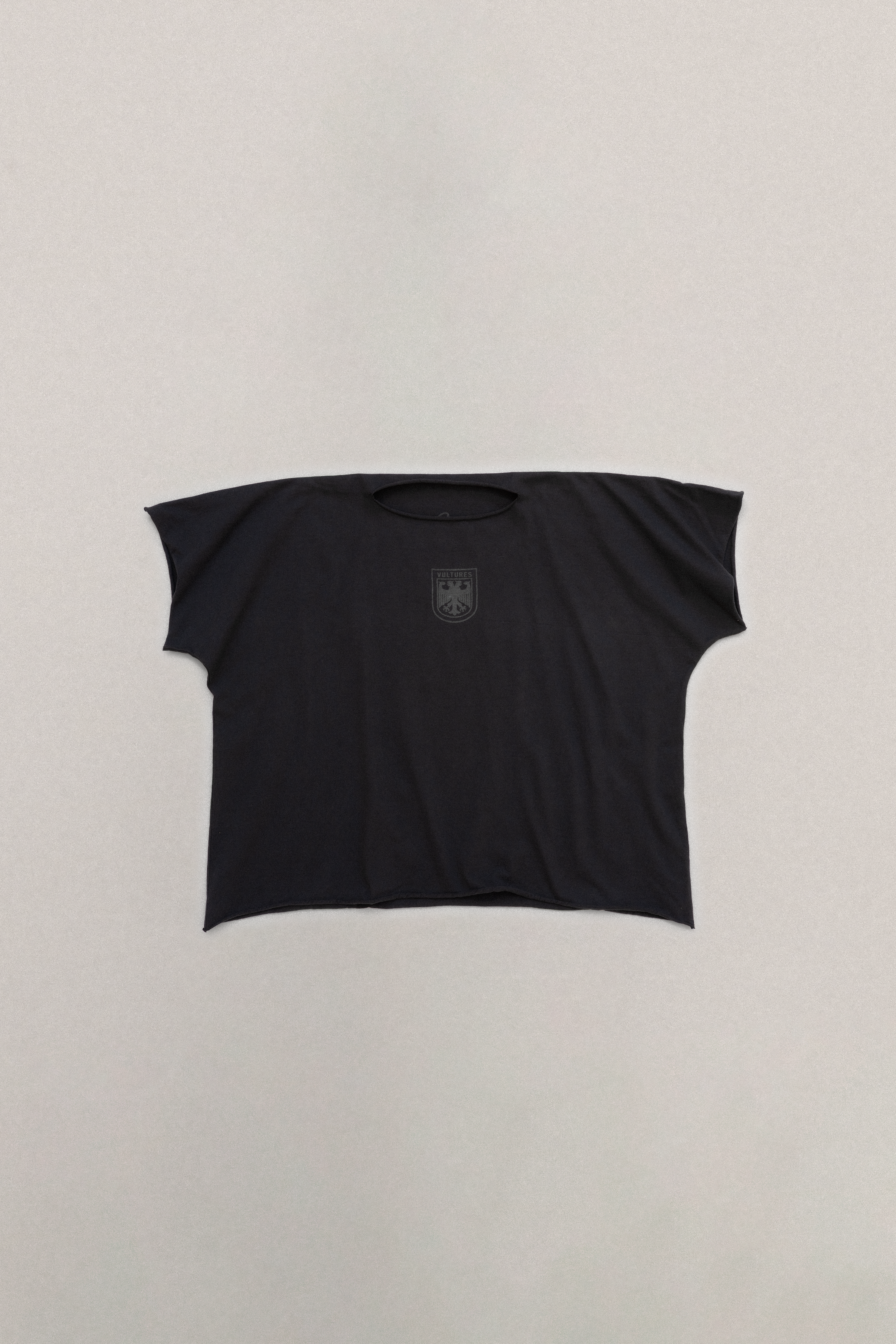VULTURES SHORTSLEEVE