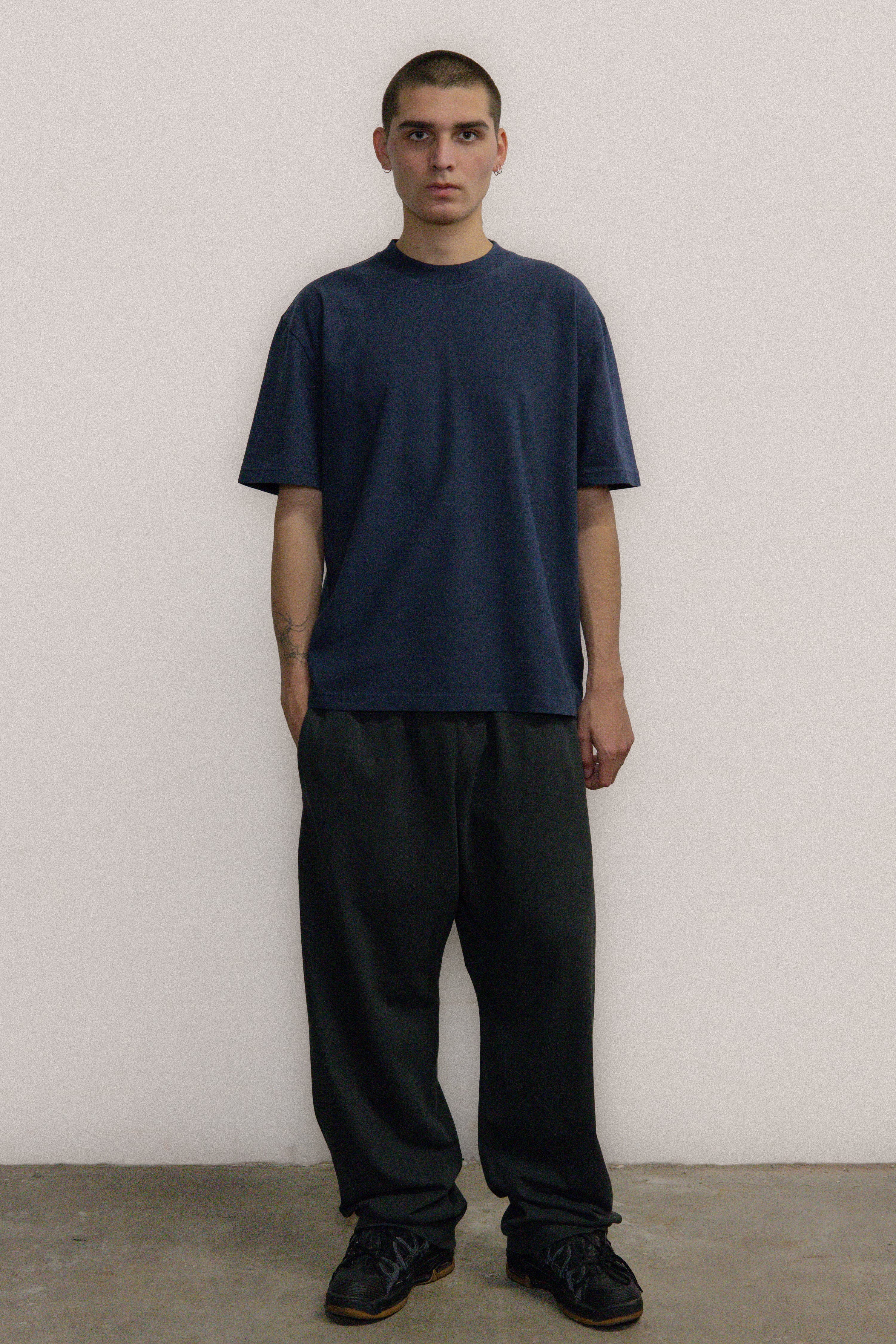 GAP x YZY SHORT SLEEVE T-SHIRT