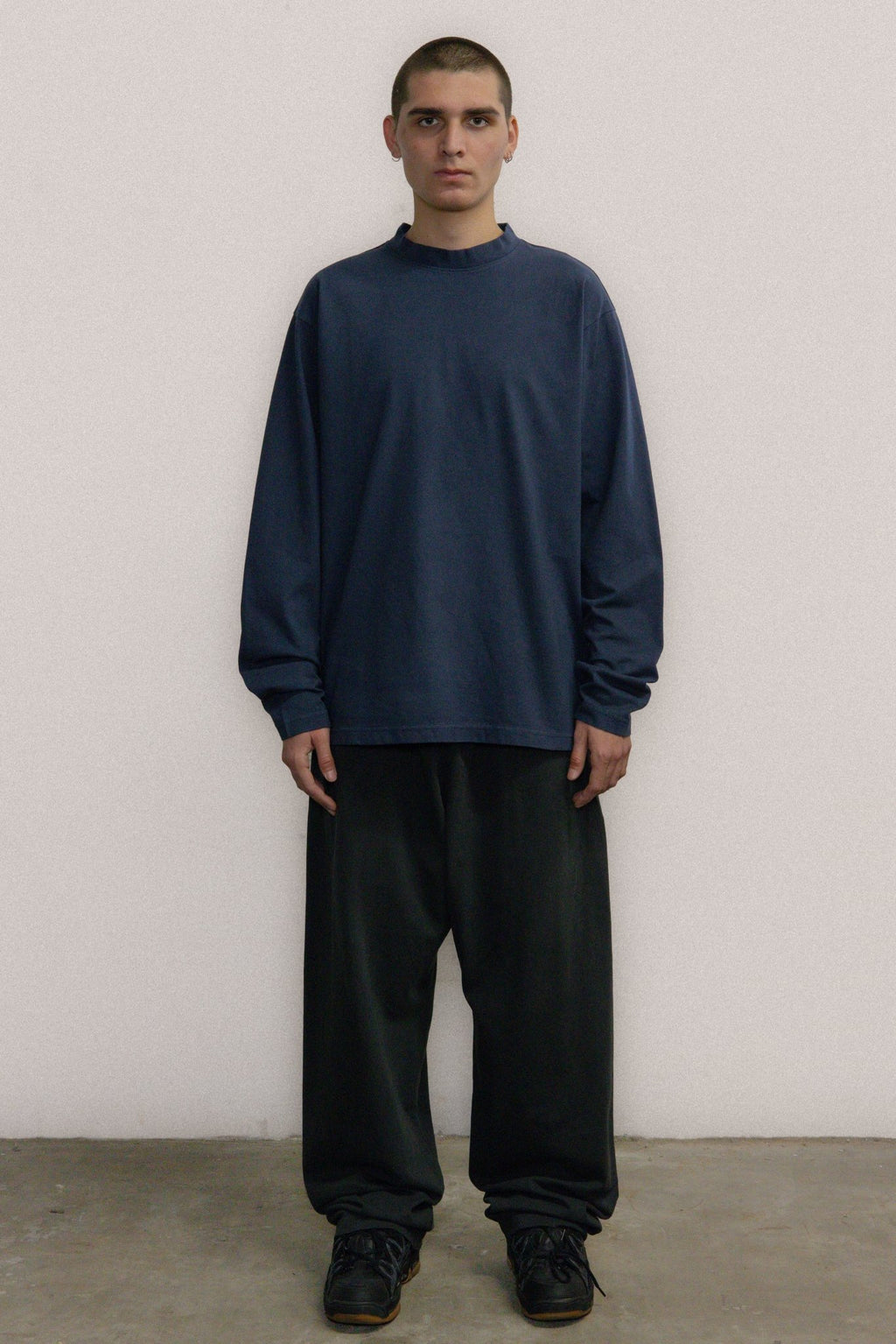 GAP x YZY LONG SLEEVE T - SHIRT - Los Angeles Archive