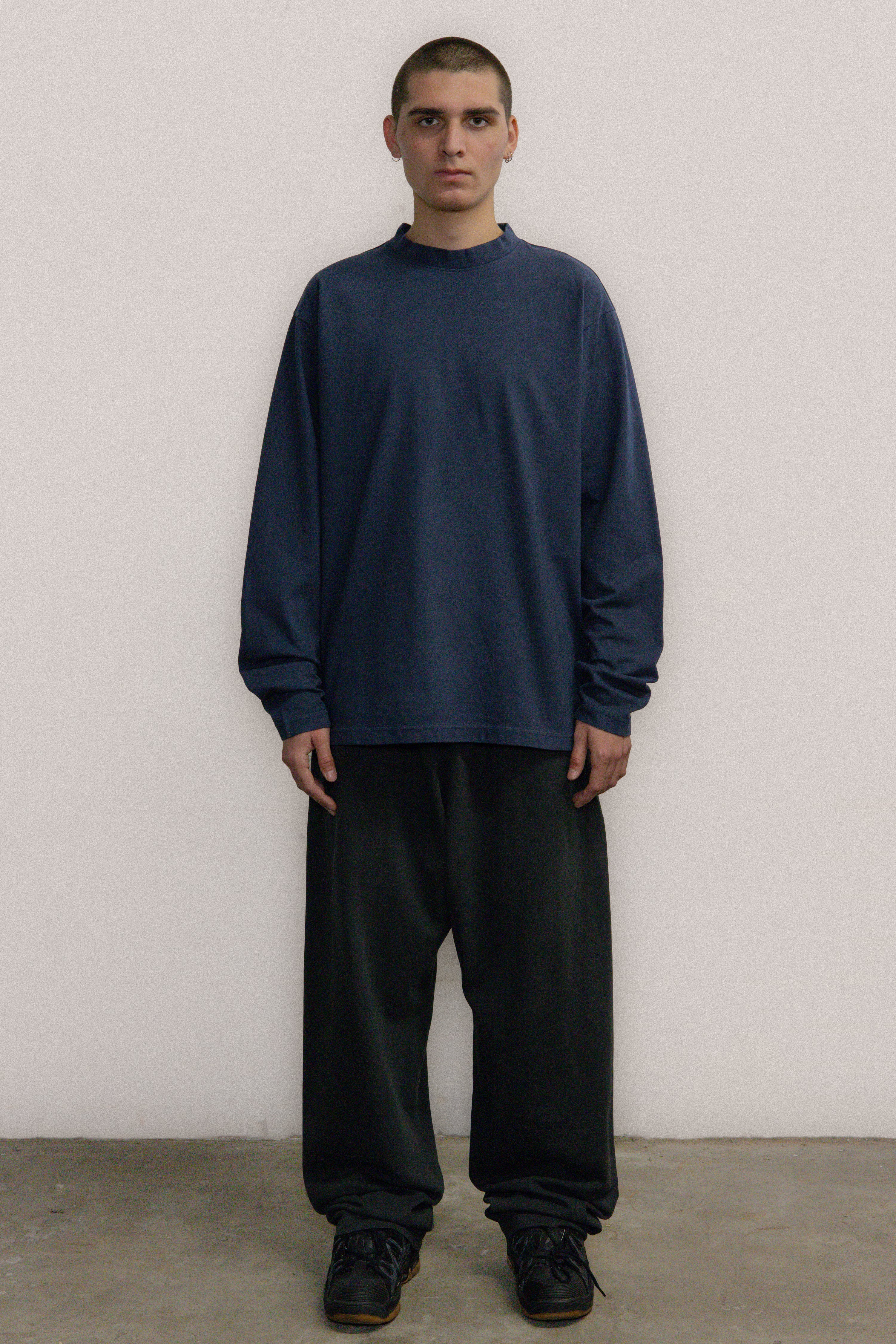 GAP x YZY LONG SLEEVE T-SHIRT