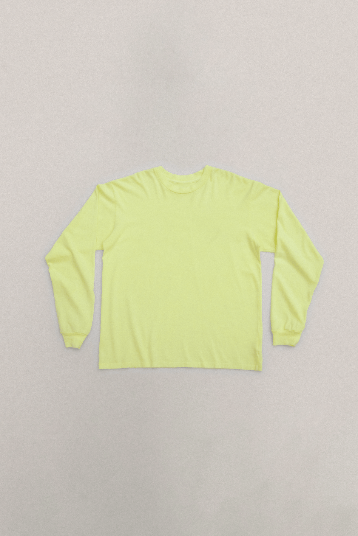SEASON 6 LONG SLEEVE FROZEN YELLOW measurements
