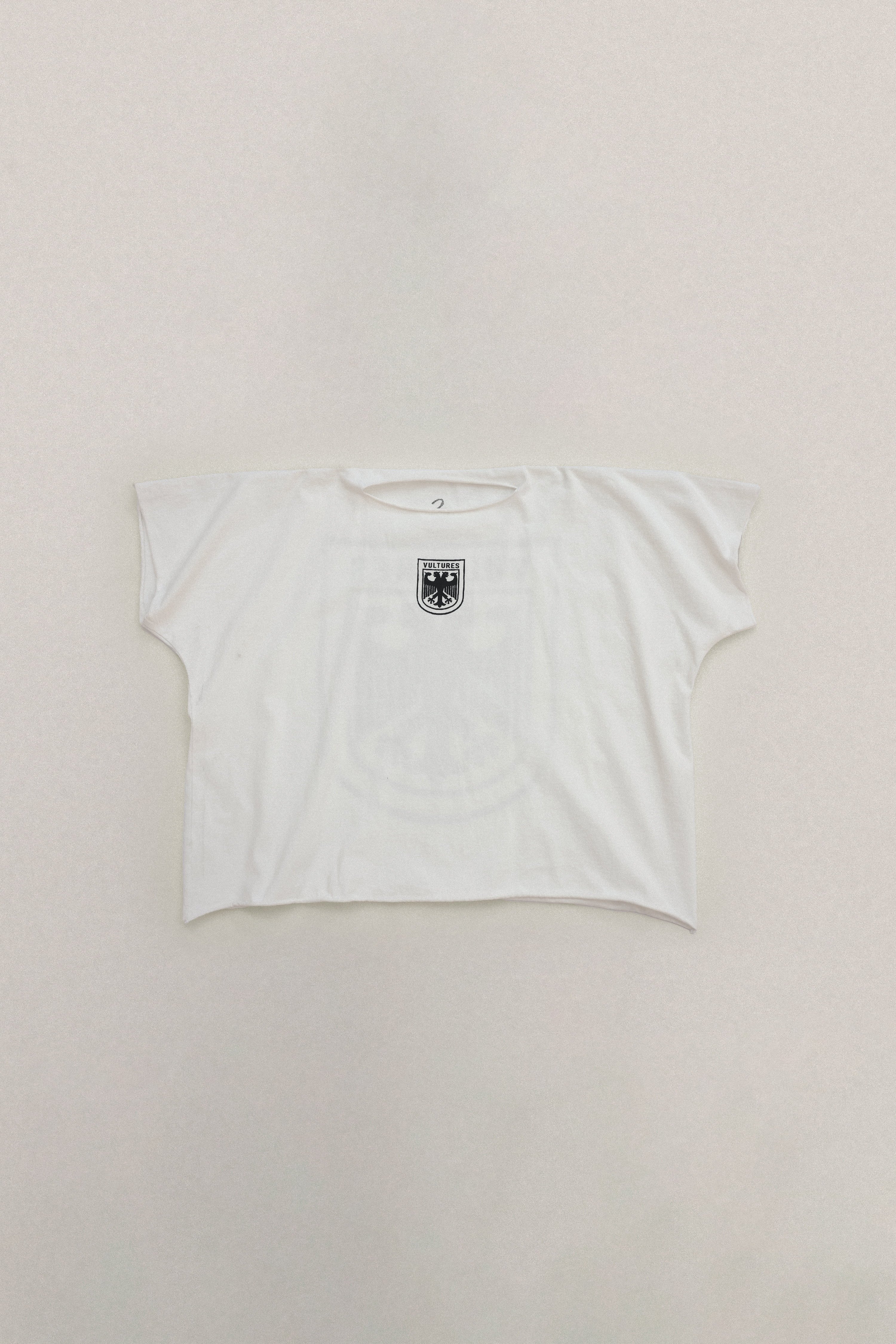 VULTURES SHORTSLEEVE
